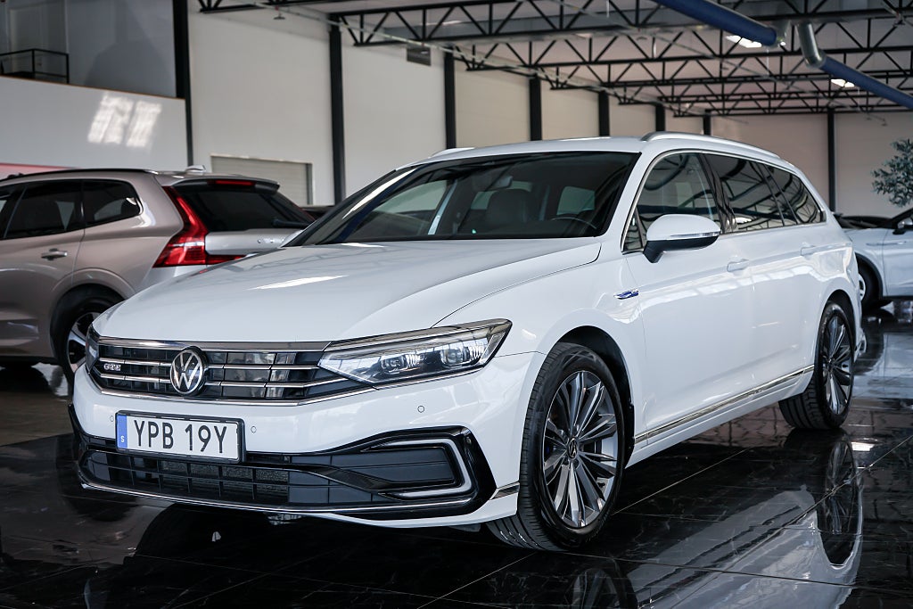 Volkswagen Passat Sportscombi GTE 1.4T Executive Drag Blis IQ Plug-In  
