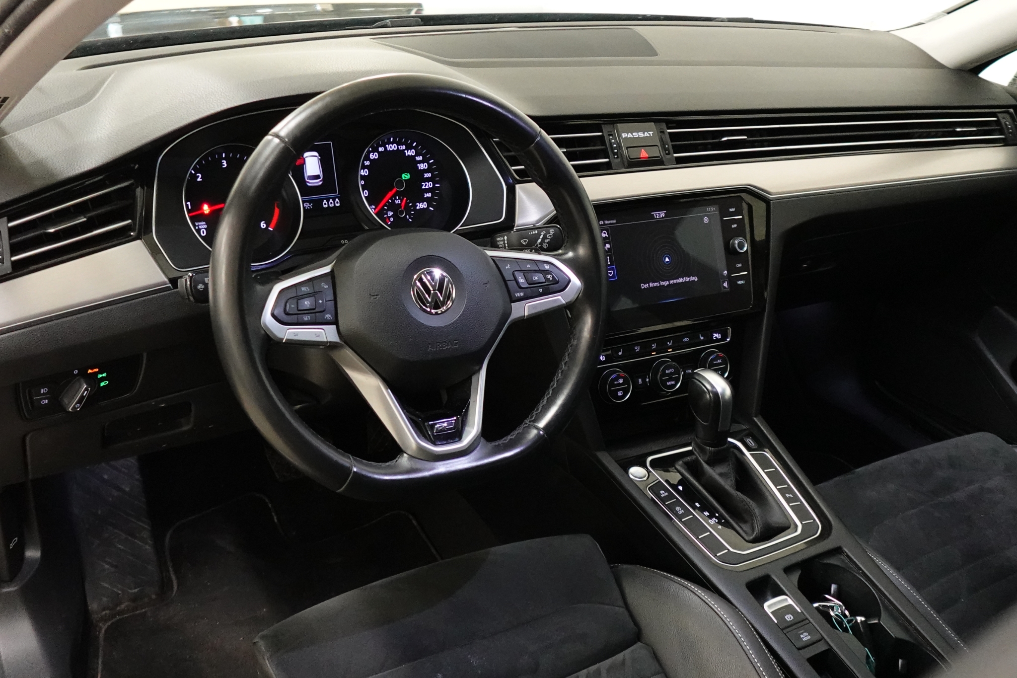 Volkswagen Passat 2020, bild 5/45