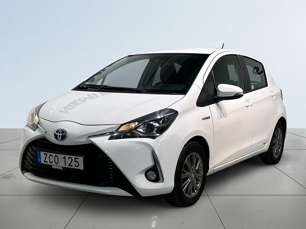 Toyota Yaris Hybrid e-CVT Active CarPlay Mvärm Kamera SoV