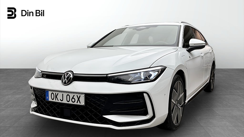 Volkswagen Passat R-line eHybrid/Panorama/Drag