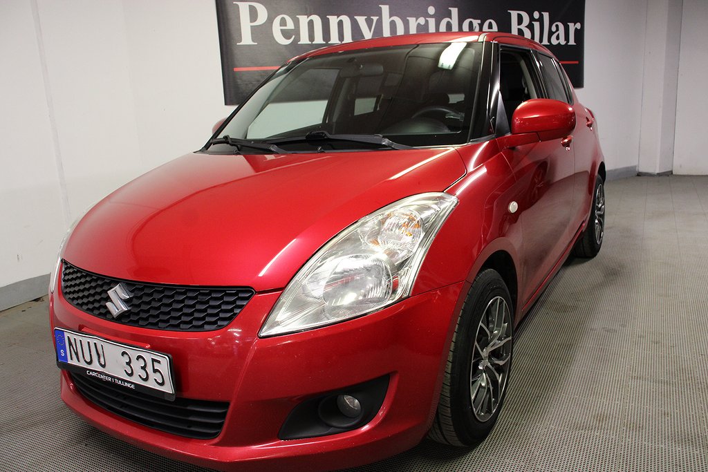 Suzuki Swift 5-dörrar 1.2 VVT Motorvärmare Keyless Ny servat 