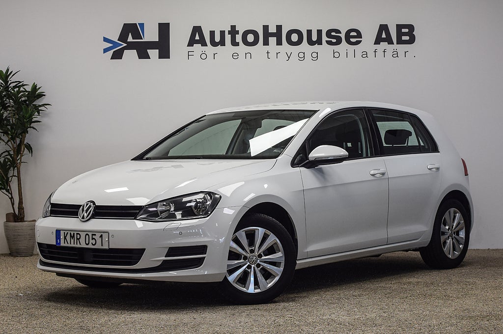Volkswagen Golf 5-dörrar 1.2 TSI Drag CarPlay Garanti Nyservad