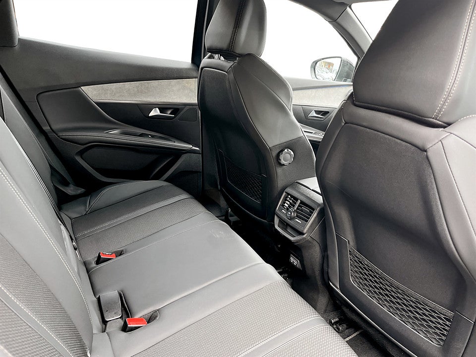 Bild på Peugeot 3008 GT 1.2 PT 130hk Aut B-KAMERA CARPLAY NAVI