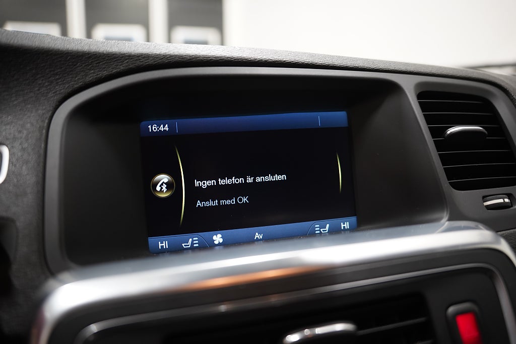 Volvo V60 Polestar Optimering D5 224hk Summum D-värmare Skinn BT