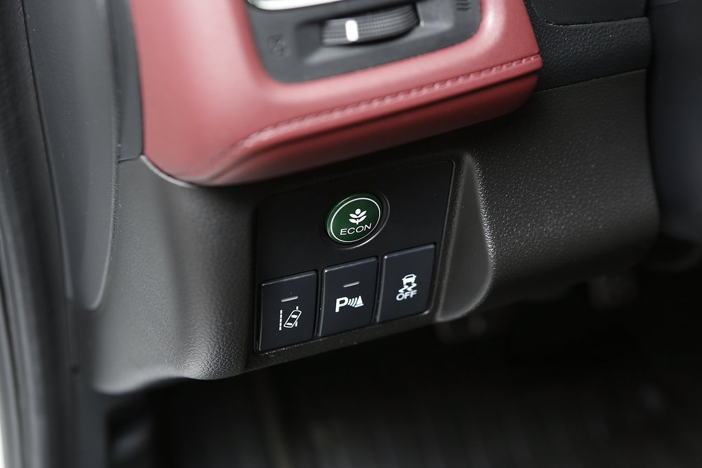 Honda HR-V 1,5T 182hk SPORT ADAS A-DA+ CVT Motorvärmare 2020
