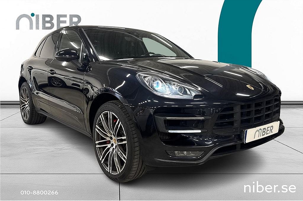 Porsche Macan Turbo 400hk PDK Sport, Pano, Navi, 360