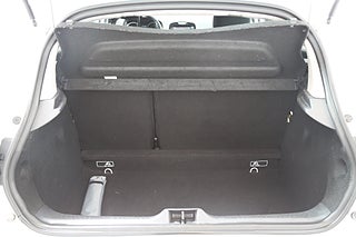 Halvkombi Renault Clio 23 av 24