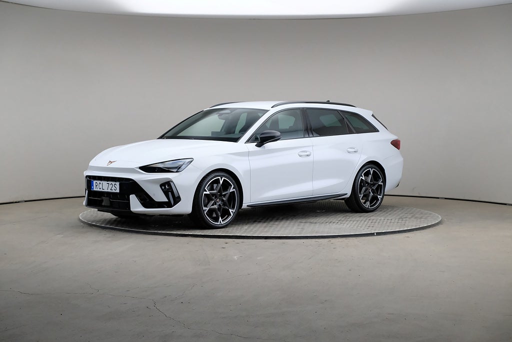 Cupra Leon Sportstourer VZ DSG 333hk AWD Cockpit