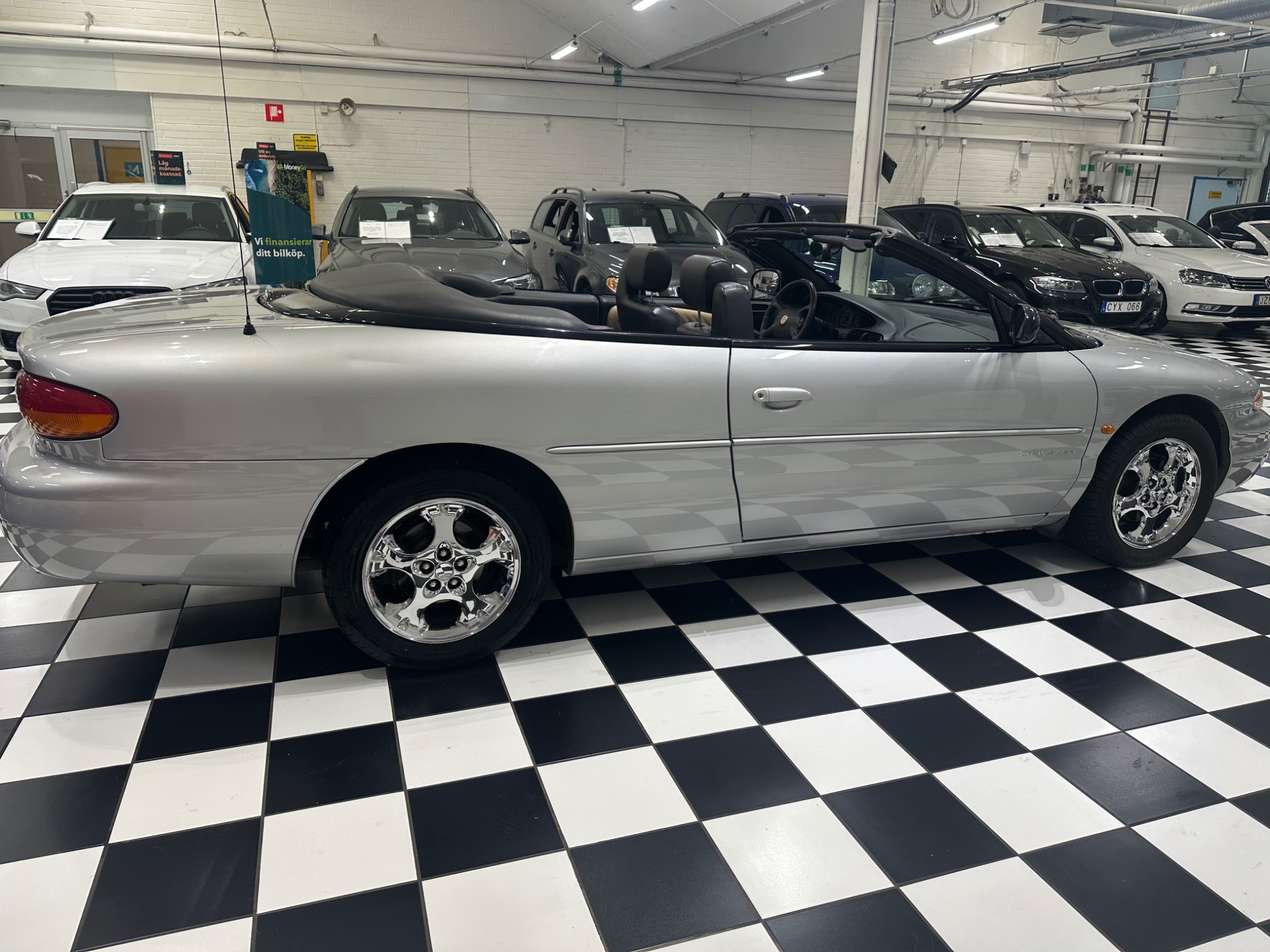 Chrysler Stratus 2000, bild 7/28
