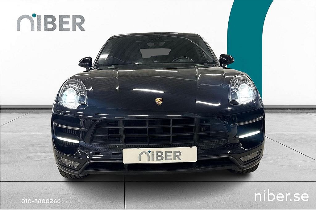 Porsche Macan Turbo 400hk PDK Sport, Pano, Navi, 360
