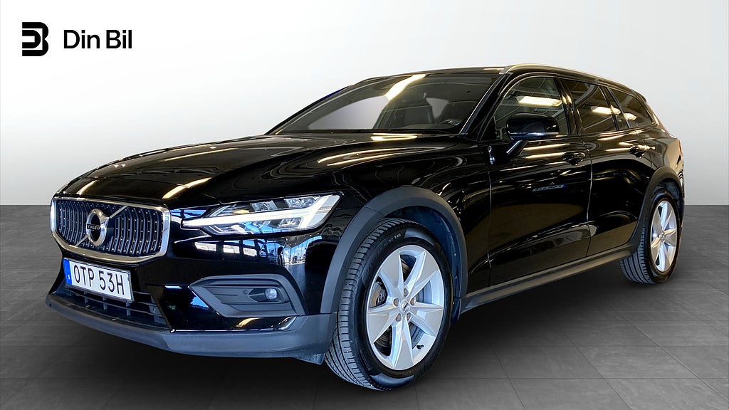 Volvo V60 Cross Country D4 AWD 190hk | Drag | VOC | Nav | Värmare