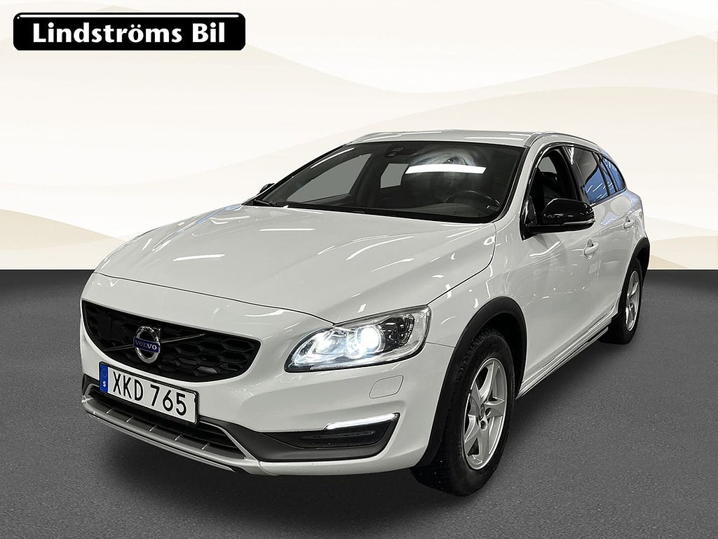 Volvo V60 Cross Country Momentum D3 150hk V-Hjul