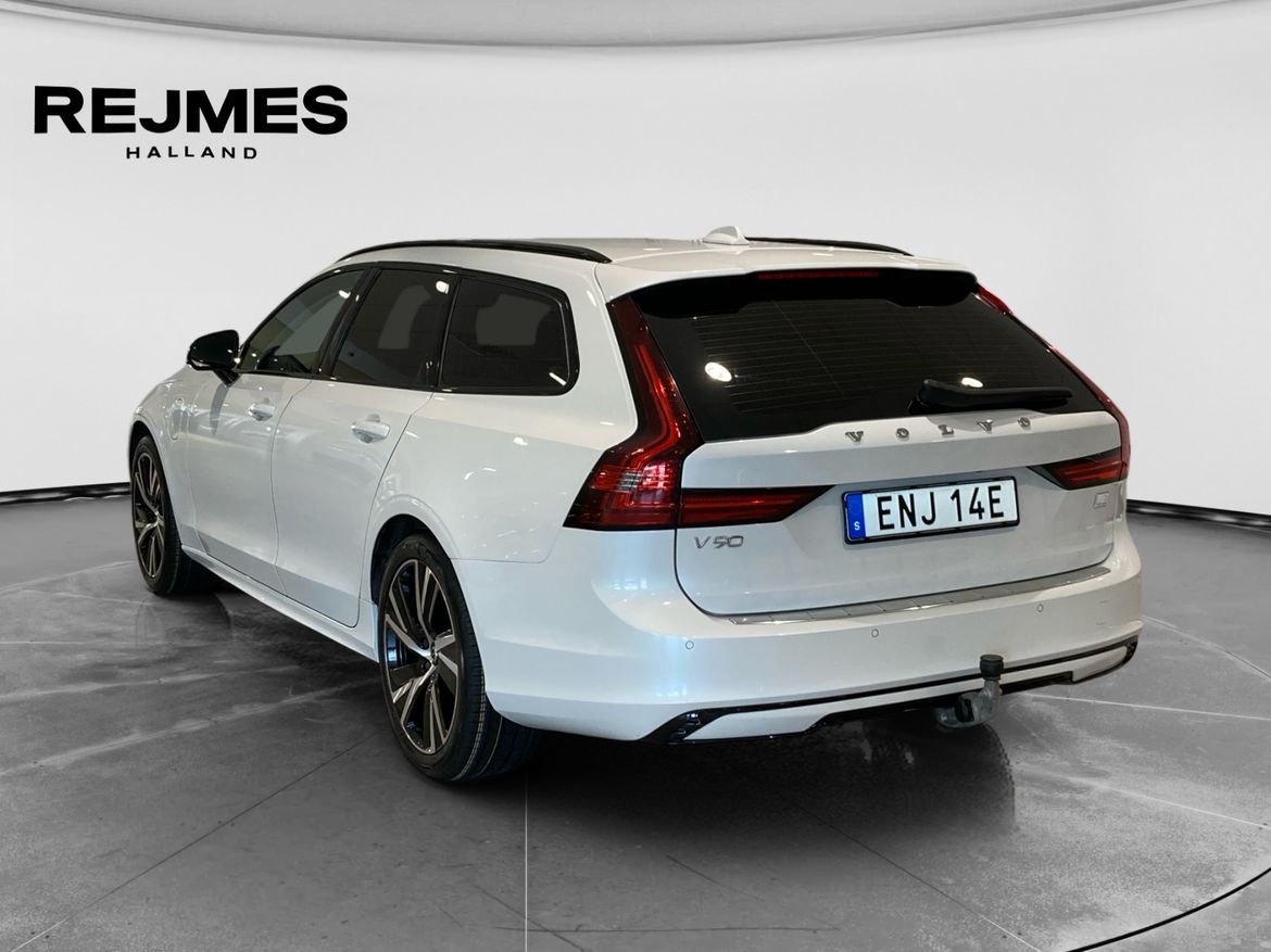 Volvo V90 Recharge T6 Plus Dark 2023, bild 2/43