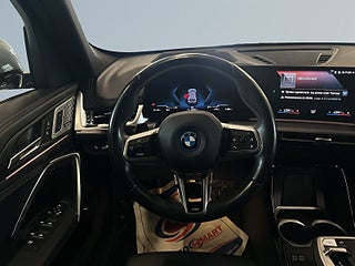 BMW iX1 xDrive30 M Sport S&V-hjul/H/K/Drag/360/HuD/Navi/MOMS