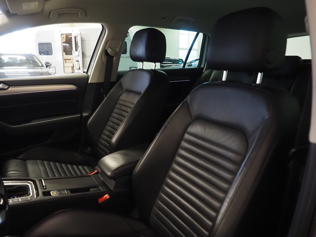 Volkswagen Passat Alltrack TDI 190hk 4M |Drag|D-värm|Cockpit| 2018