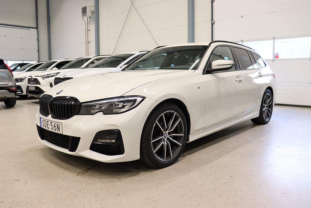 BMW 320D xDrive Touring M Sport Drag Navi P-Värm 190hk