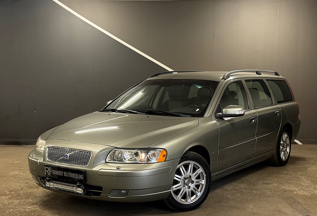 Volvo V70 2.4  Classic, Momentum Euro 4 DRAG