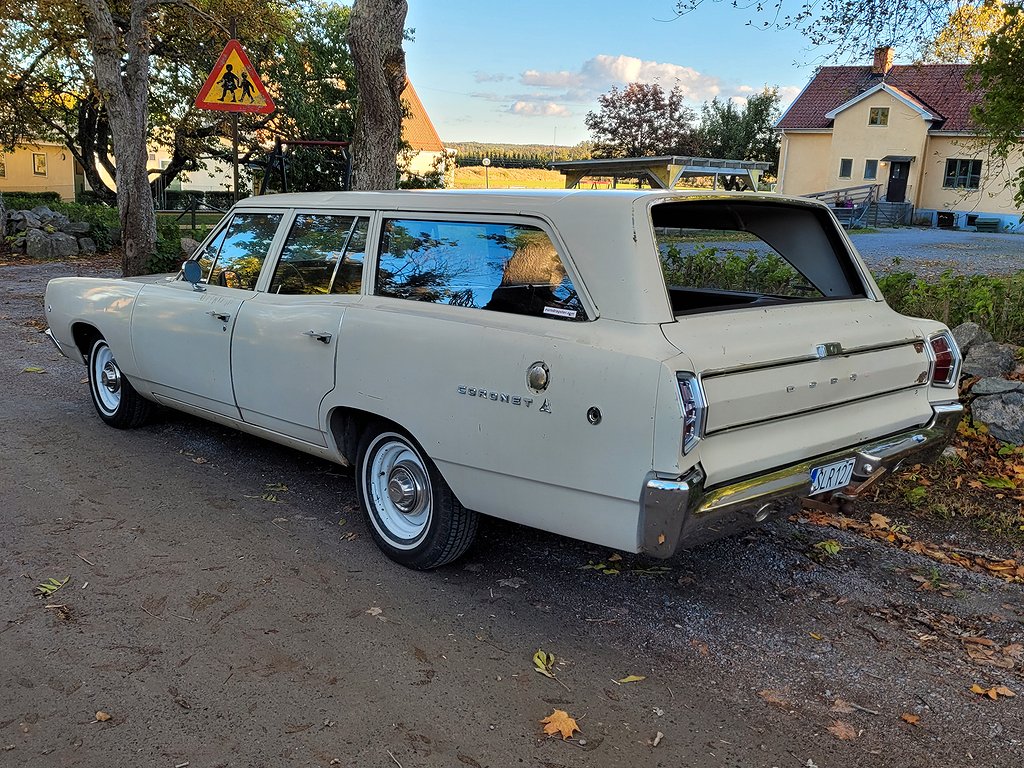 Dodge Coronet Deluxe Stw V8