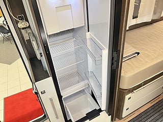 Husbil-halvintegrerad Benimar PERSEO 557 16 av 26