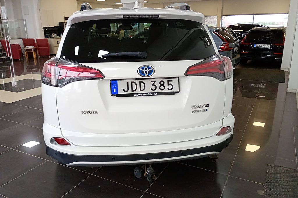 Toyota RAV4 2016 - miniatyr 4