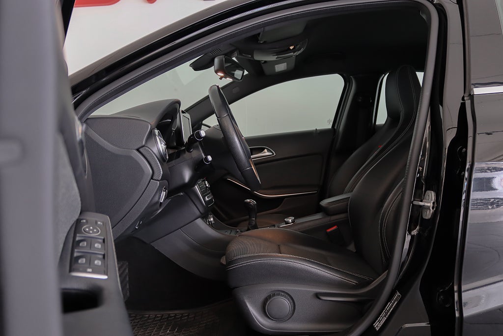 Mercedes-Benz A 180 AMG B-kamera Låg skatt