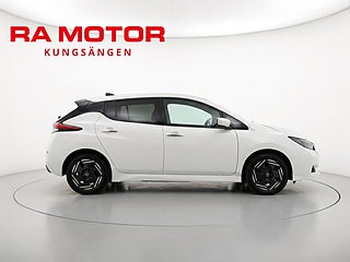 Halvkombi Nissan Leaf 7 av 23