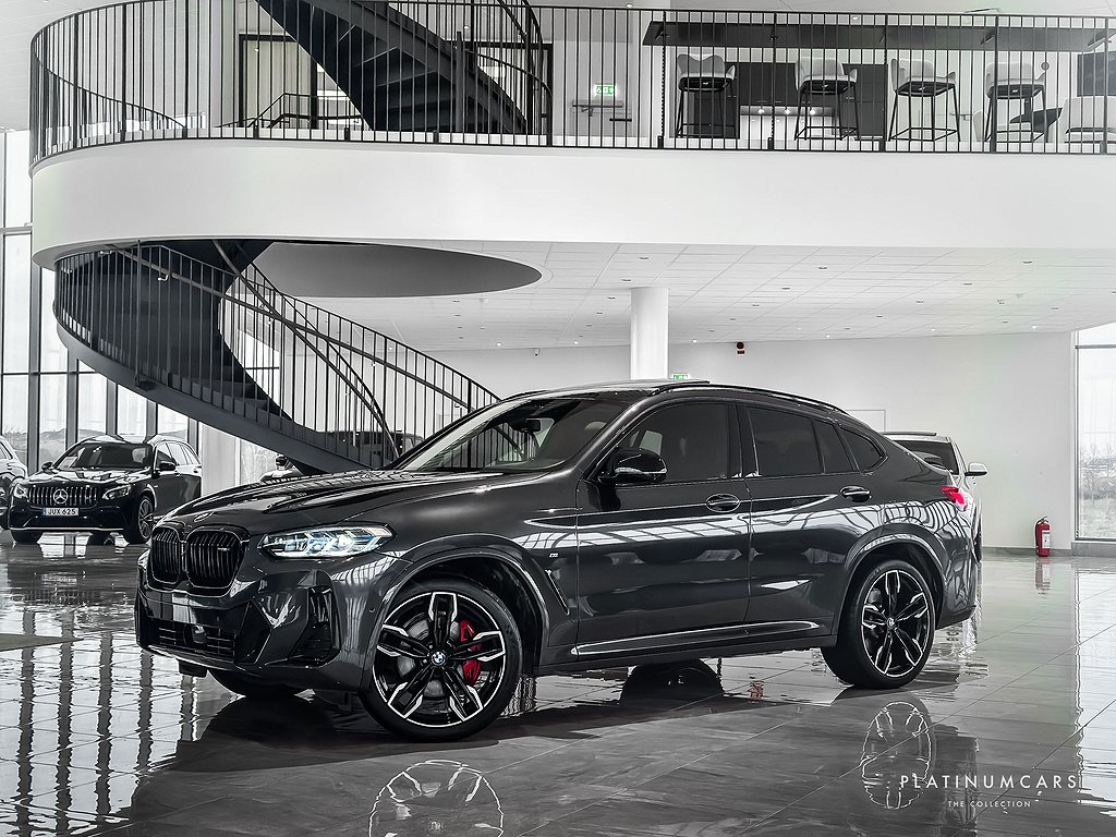 BMW X4 M40i xDrive 360hk 2023 / Innovation / Pano / H&K