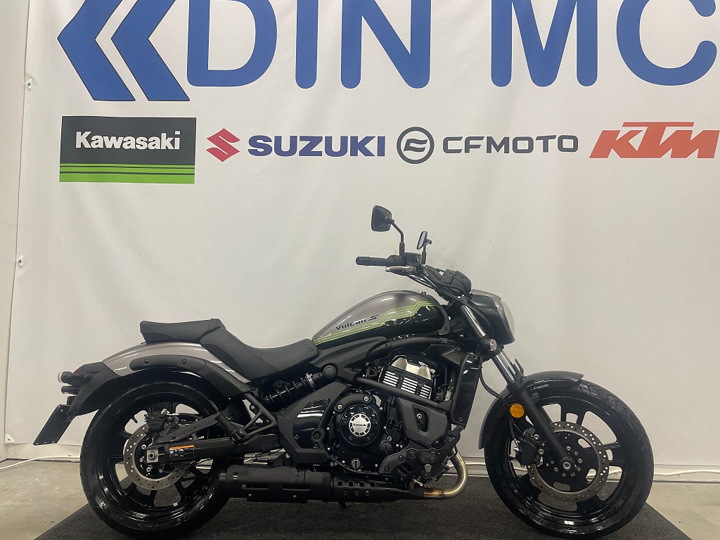 Kawasaki Vulcan "Enbart 26 mil"