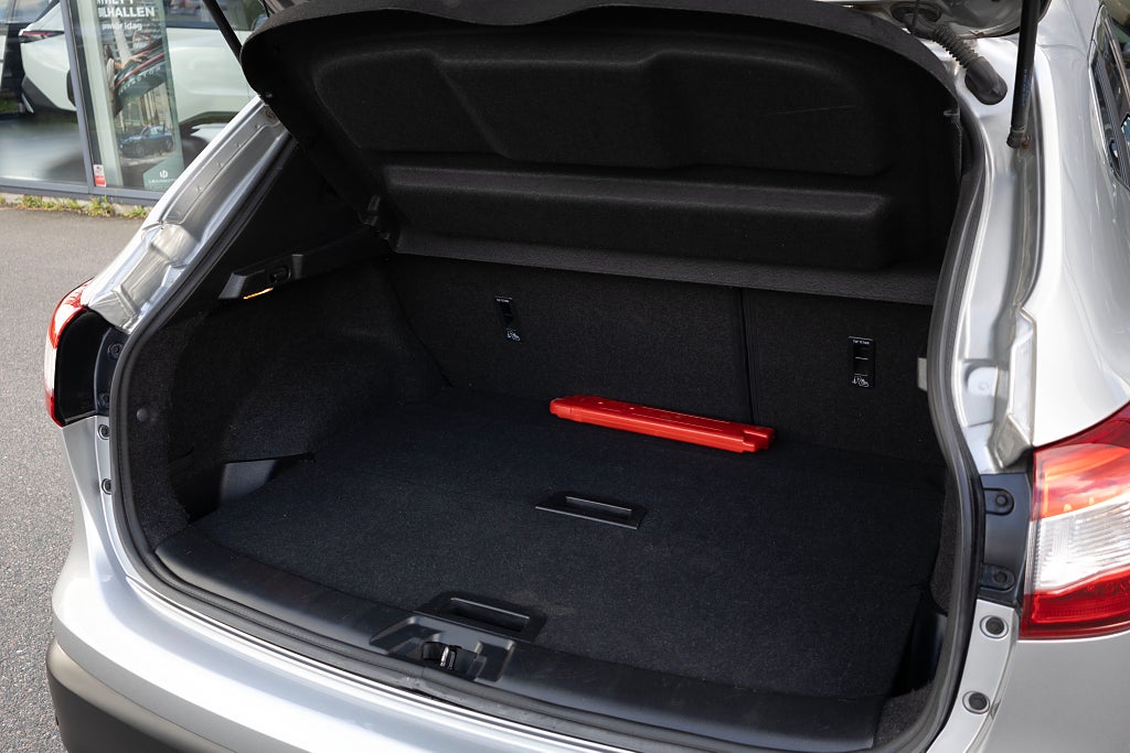 Nissan Qashqai 1.2 DIG-T Tekna Design Automat Panorama Drag