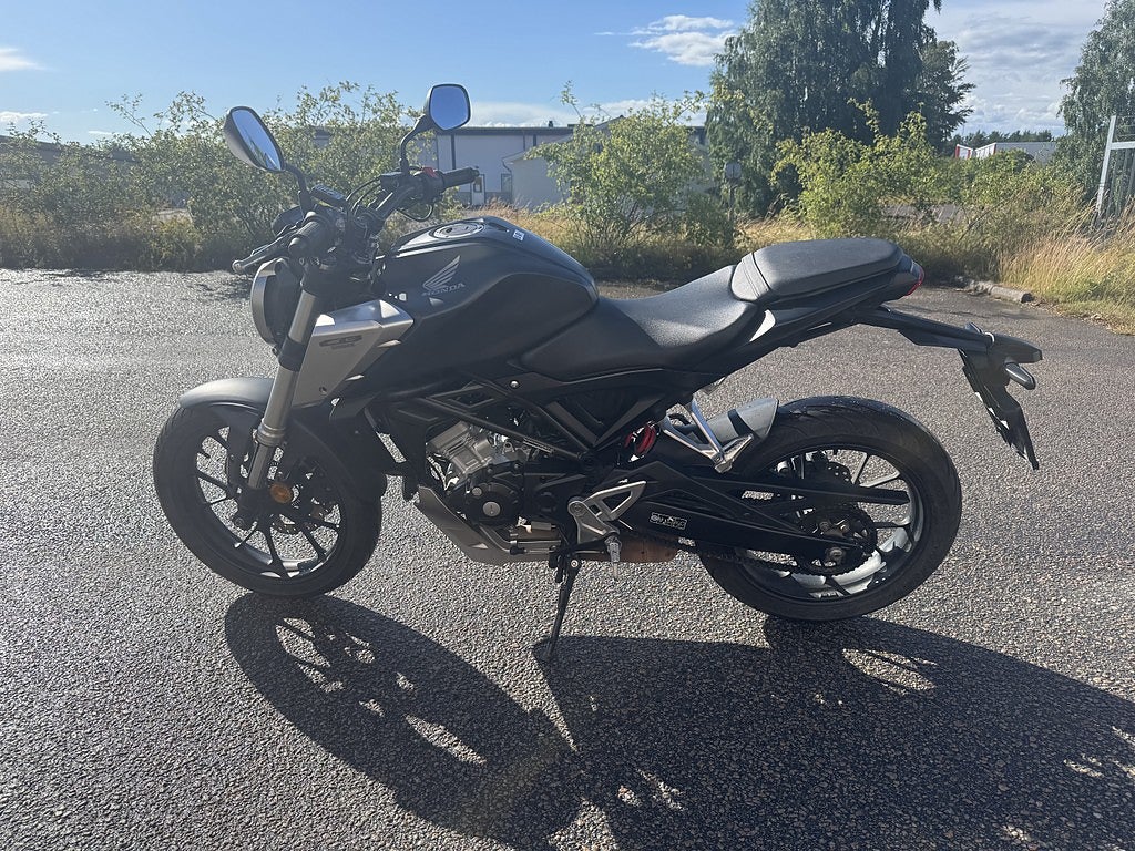 Honda Cb125r 2018 - miniatyr 7