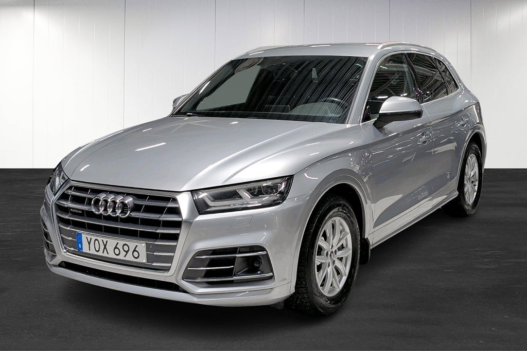 Audi Q5 2.0 TFSI quattro S Line Luftfjädring Värmare Navi