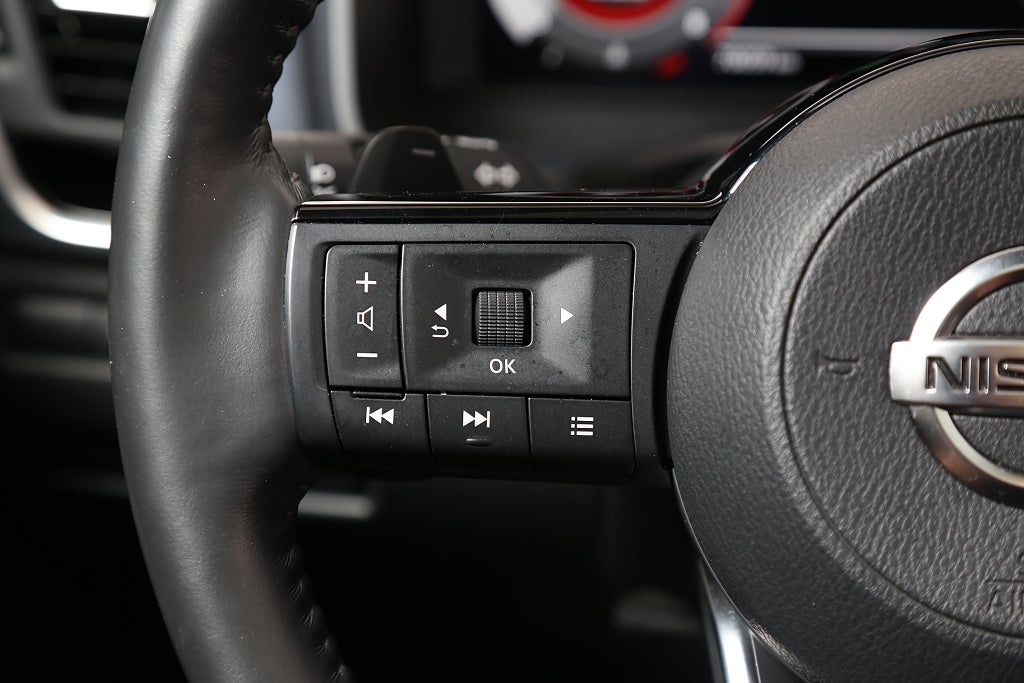 Nissan Qashqai 1,3 DIG-T 158hk 4WD Tekna 360° Massage Bose 19" Pano 2021