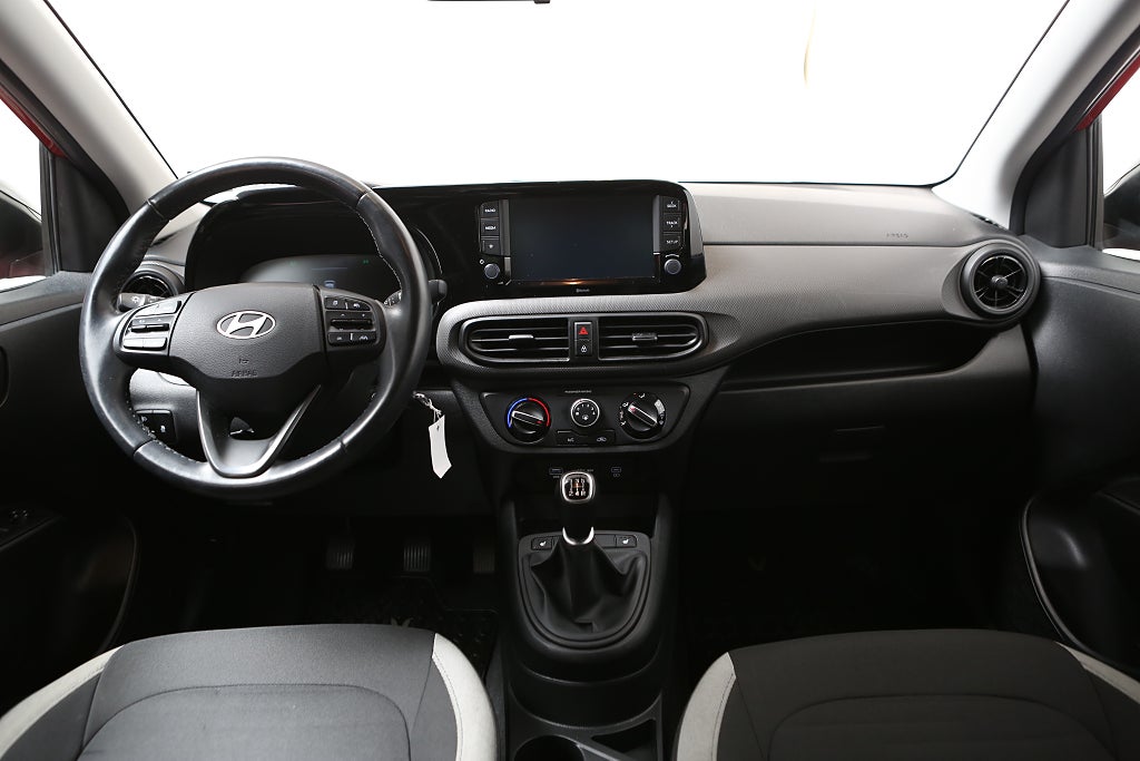 Hyundai i10 1,0 blue Essential CarPlay 2-tons lack