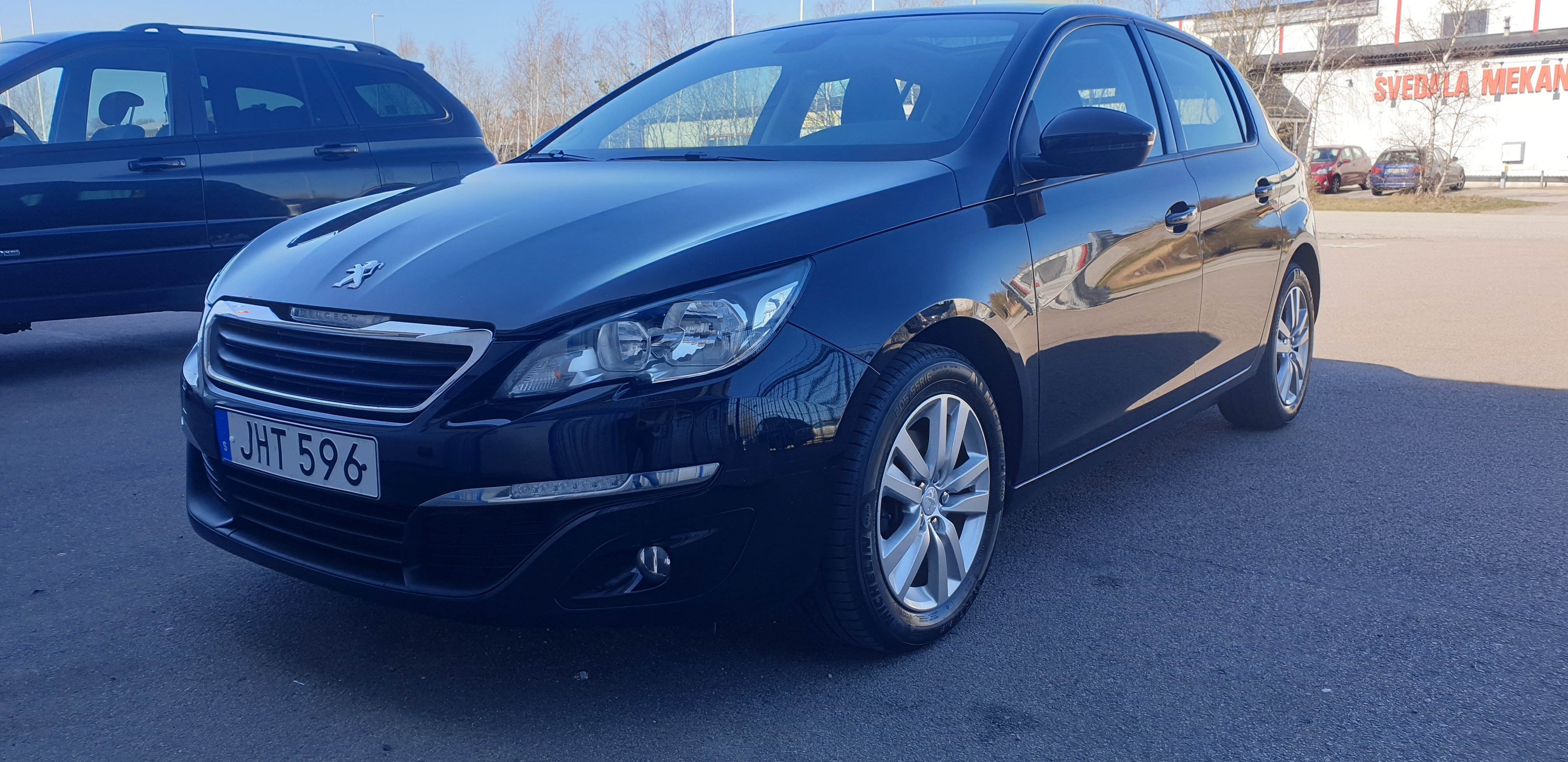 Peugeot 308 2015, bild 2/37