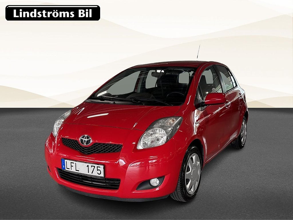 Toyota Yaris 1.33 Manuell Sommar/Vinterhjul
