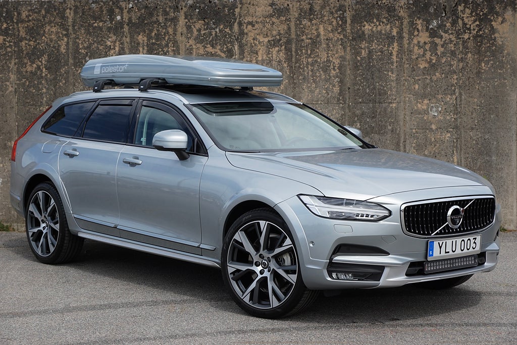 Volvo V90 Cross Country D5 AWD Inscription|800mil|B&W|360°|HuD|Pano|SA
