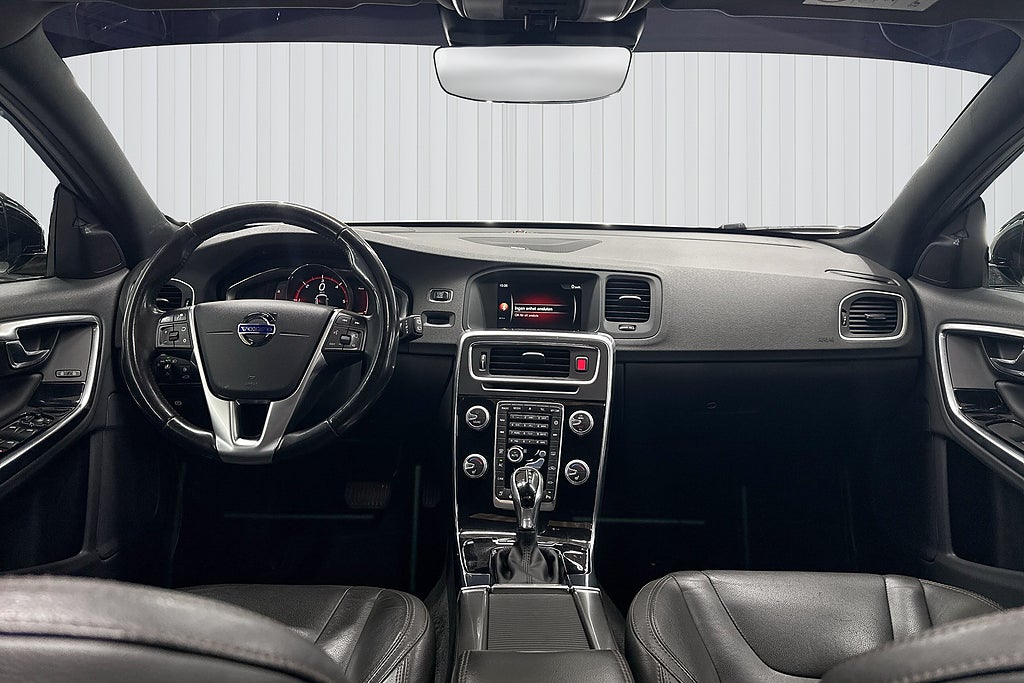 Volvo V60 Cross Country 2017