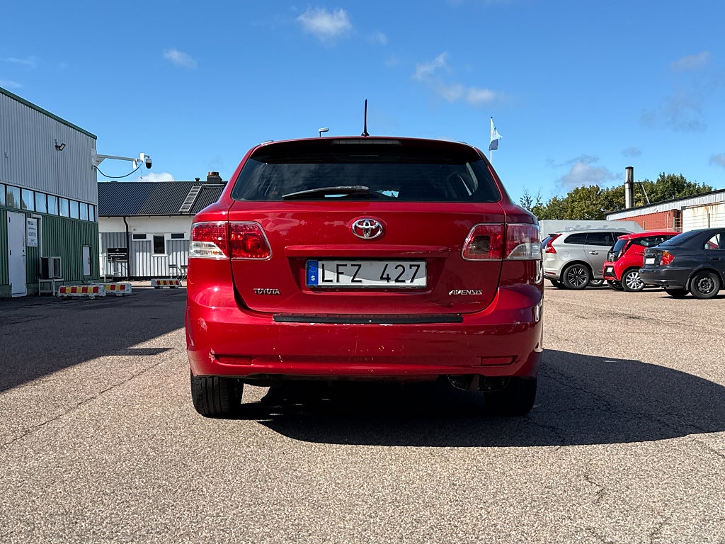 Toyota Avensis Kombi 1.8 Valvematic Business