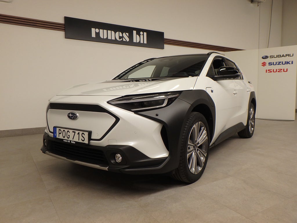 Subaru Solterra 72.6 kWh AWD Touring + Panorama Krok Fin