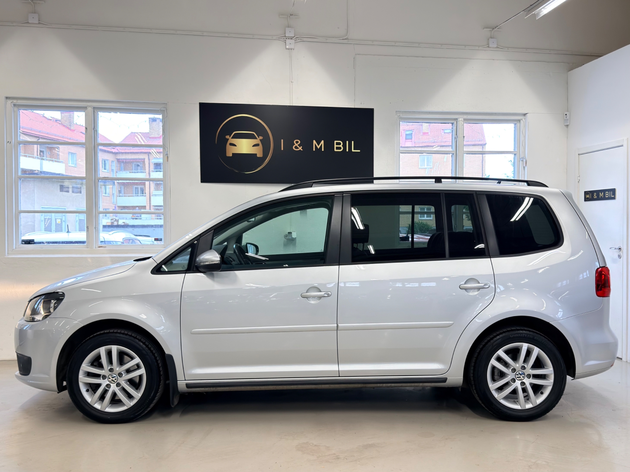Volkswagen Touran 7-sits 1.4 TSI Masters 2015, bild 3/48