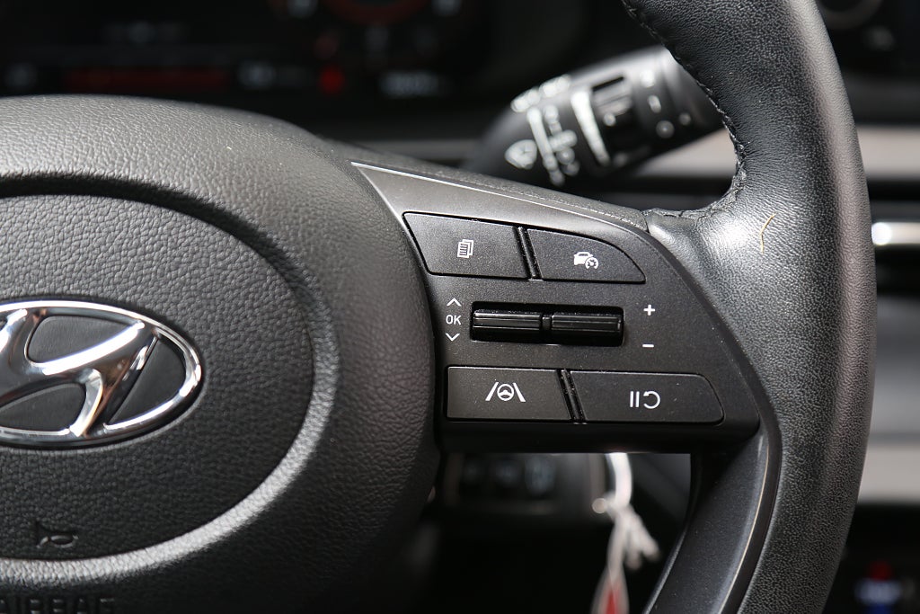Hyundai i20 1,0 T-GDI 100hk 7DCT MHEV Essential Nybilsgaranti 2023