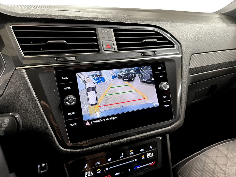 Bild på Volkswagen Tiguan R-Line Allspace 2.0 TDI 200hk Aut 4M R-LINE B-KAMERA