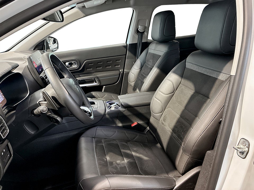 Bild på Citroën C5 Aircross Shine 1.2 PT 130hk Aut B-KAMERA NAVI