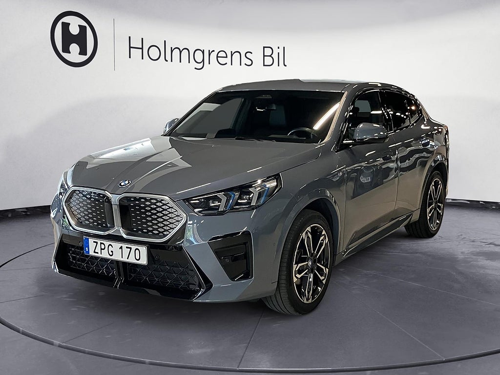 BMW iX2 eDrive20 Edrive0 M Sport Innovation Fartpilot Head-Up Drag Navi