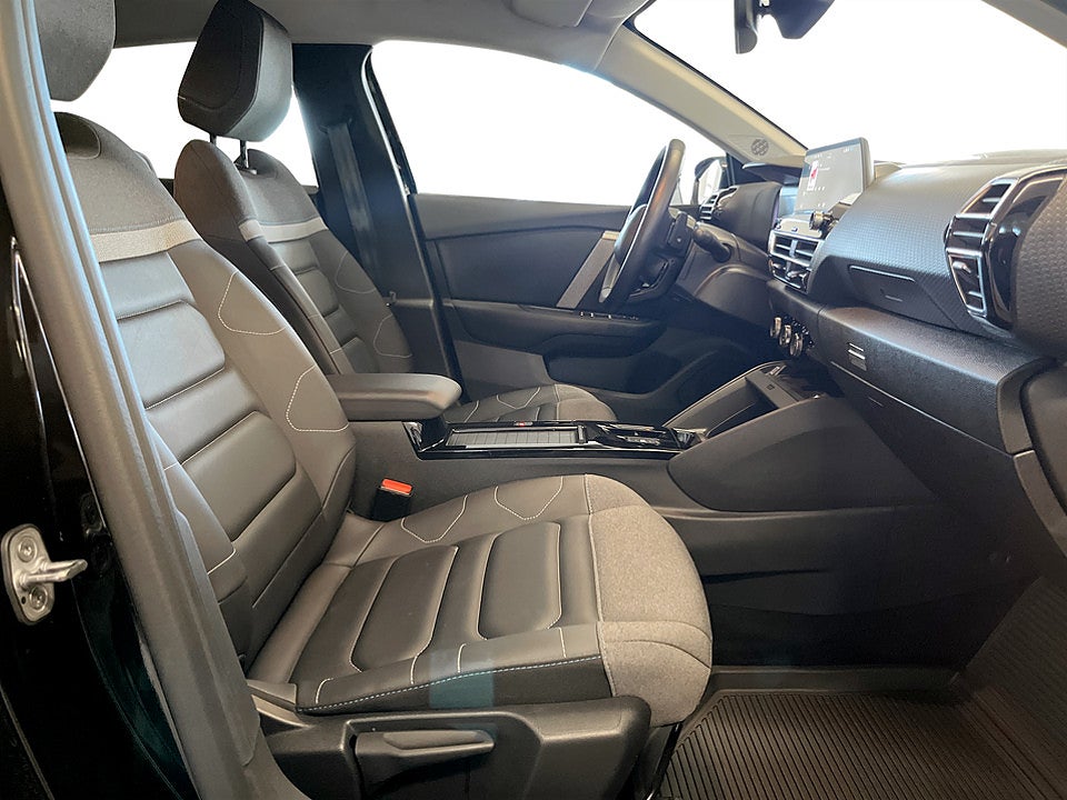 Bild på Citroën C4 X Shine 1.2 PT 130hk Aut 360-KAMERA RATTVÄRME