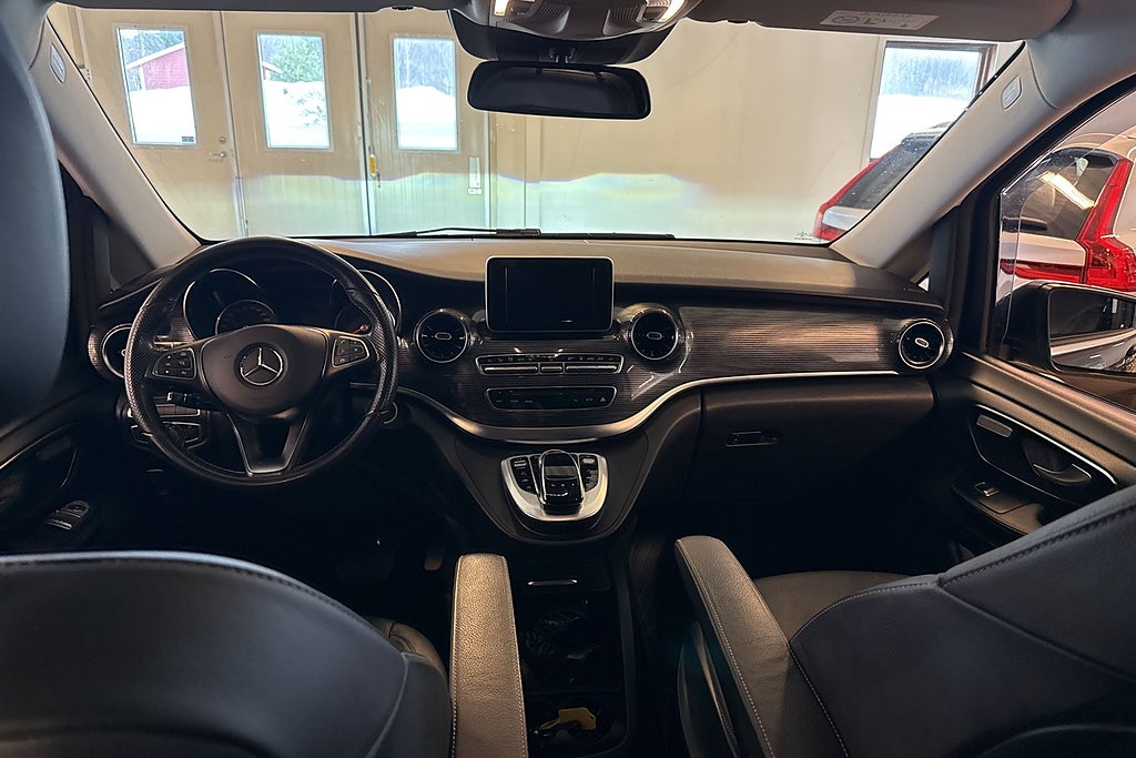 Mercedes-Benz V 250d 4MATIC 9G-Tronic Drag 360° P-värm Skinn 7sits miniatyr 17