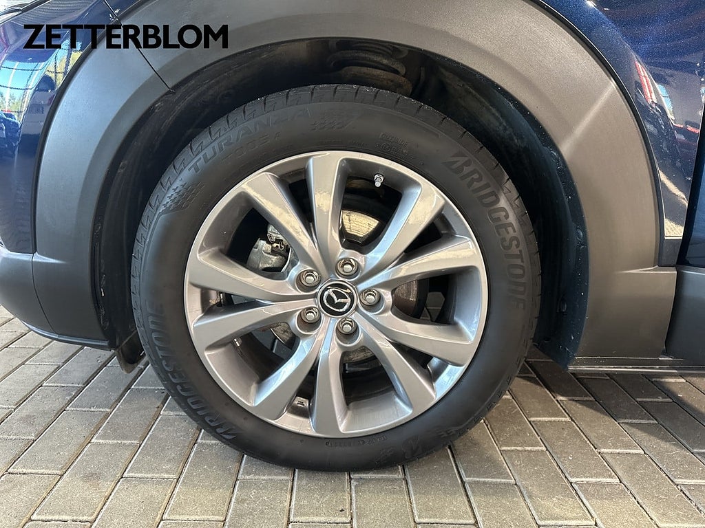 SUV Mazda CX-30 13 av 17