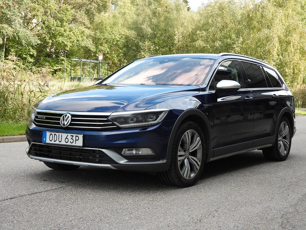 Volkswagen Passat Alltrack 2.0 TDI 240HK 4M Executive Momsbil