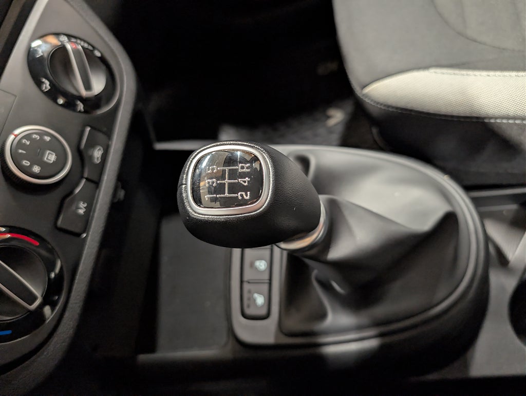 Hyundai i10 1.0 Essential Carplay/15" fälgar thumbnail