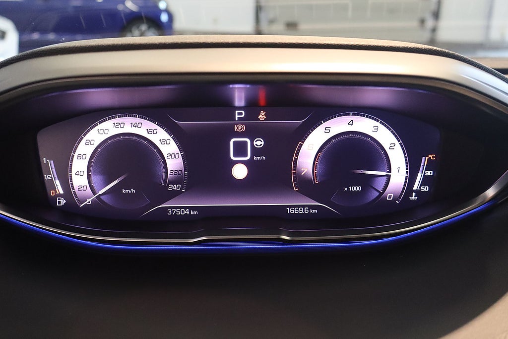 Bild på Peugeot 3008 GT 1.2 PT 130hk Aut - B-KAMERA, 1 ÄGARE